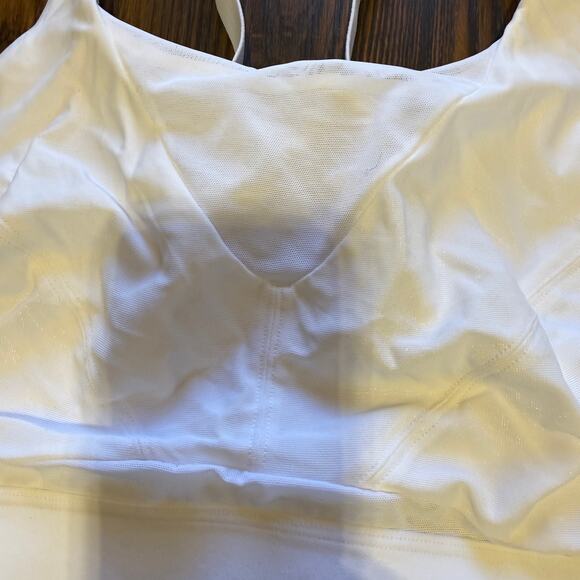 NWT Athleta Advance High Impact Sports Bra Size 38C - Picture 3 of 10